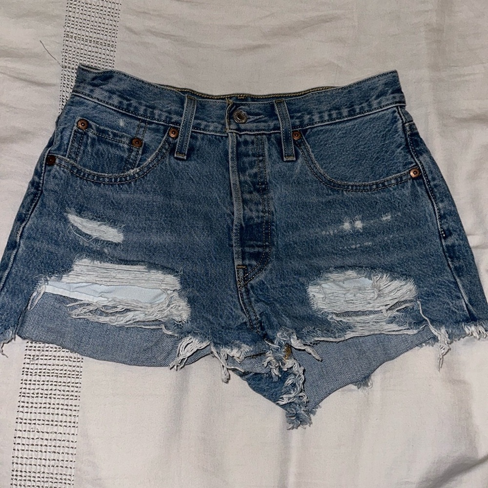 Levi Jean Shorts